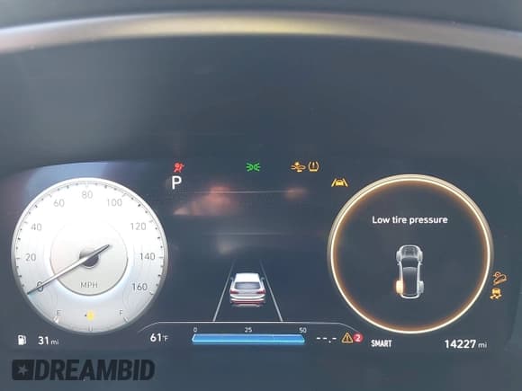 ✅ 2023 Hyundai Santa Fe Limited • VIN: 5NMS4DAL1PH627152 • Lot: 43349707. Wystawiony na IAAI z przebiegiem 14 227 mil. Bezpłatny archiwum sprzedaży aukcyjnych z USA i szczegółowy raport historii pojazdu na DreamBid. Zdjęcie 7.