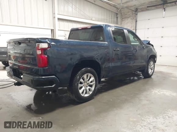 ✅ 2023 Chevrolet Silverado 1500 Custom • VIN: 1GCPABEK0PZ155669 • Lot: 42191863. Wystawiony na IAAI z przebiegiem 53 363 mil. Bezpłatny archiwum sprzedaży aukcyjnych z USA i szczegółowy raport historii pojazdu na DreamBid. Zdjęcie 4.