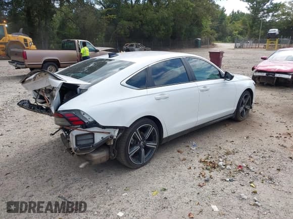 ✅ 2024 Honda Accord Sport • VIN: 1HGCY2F50RA010914 • Лот: 43160465. Опубликован ранее на IAAI с пробегом Не указан. Бесплатный доступ к архиву аукционных продаж из США и подробный отчёт об истории автомобиля на DreamBid. Изображение 4.