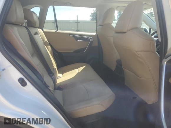 ✅ 2022 Toyota RAV4 Hybrid Limited • VIN: 4T3D6RFV2NU066057 • Лот: 84865905. Опубликован ранее на Copart с пробегом 66 524 миль. Бесплатный доступ к архиву аукционных продаж из США и подробный отчёт об истории автомобиля на DreamBid. Изображение 11.