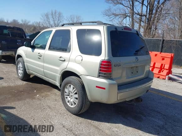 2005 Mercury Mariner Luxury z VIN 4M2YU56125DJ05993, wystawiony jako IAAI lot #41745773 z przebiegiem 265 895 mil mil oraz . Historia ofert i sprzedaży dostępna na DreamBid. Obrazek 3.