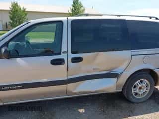 2005 Chevrolet Venture LS с VIN 1GNDV23E85D102191, выставлен на аукционе IAAI как лот 42561364 с пробегом 118 791 миль миль и . История ставок и продаж доступна на DreamBid. Изображение 6.