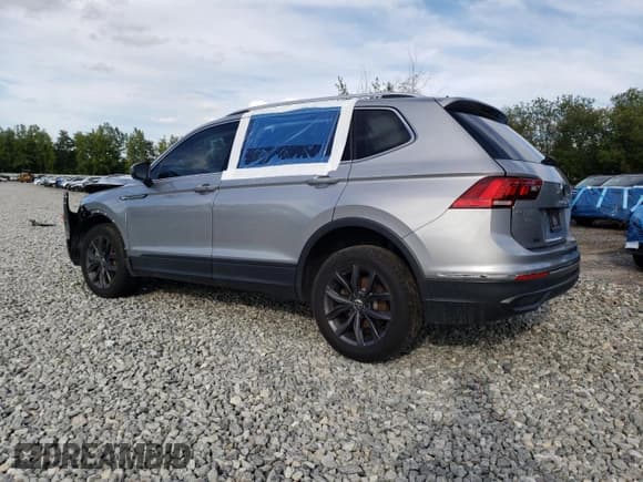 ✅ 2022 Volkswagen Tiguan SE • VIN: 3VV2B7AX5NM039051 • Lot: 70636205. Wystawiony na Copart z przebiegiem 63 080 mil. Bezpłatny archiwum sprzedaży aukcyjnych z USA i szczegółowy raport historii pojazdu na DreamBid. Zdjęcie 2.