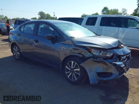 ✅ 2024 Nissan Versa S • VIN: 3N1CN8DV4RL844161 • Lot: 42973985. Wystawiony na IAAI z przebiegiem 5 314 mil. Bezpłatny archiwum sprzedaży aukcyjnych z USA i szczegółowy raport historii pojazdu na DreamBid. Zdjęcie 1.