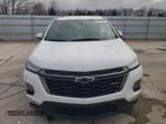 ✅ 2022 Chevrolet Traverse RS • VIN: 1GNERJKW9NJ130340 • Lot: 44638145. Wystawiony na Copart z przebiegiem 80 020 mil. Bezpłatny archiwum sprzedaży aukcyjnych z USA i szczegółowy raport historii pojazdu na DreamBid. Zdjęcie 5.