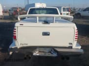 ✅ 1997 Chevrolet Silverado 1500 • VIN: 2GBEC19R2V1116045 • Lot: 43708087. Wystawiony na IAAI z przebiegiem 176 084 mil. Bezpłatny archiwum sprzedaży aukcyjnych z USA i szczegółowy raport historii pojazdu na DreamBid. Zdjęcie 16.