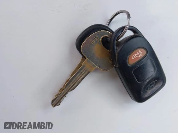 ✅ 2010 Hyundai Elantra GLS • VIN: KMHDU4AD5AU838447 • Lot: 43652692. Listed on IAAI with 180,231 mi. Free auction sales archive from the USA and detailed vehicle history report at DreamBid. Image 11.