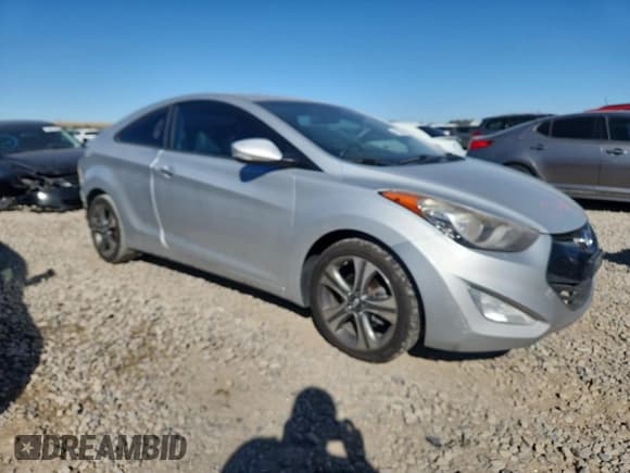 ✅ 2013 Hyundai Elantra GS • VIN: KMHDH6AEXDU009242 • Lot: 82148615. Listed on Copart with 197,441 mi. Free auction sales archive from the USA and detailed vehicle history report at DreamBid. Image 4.