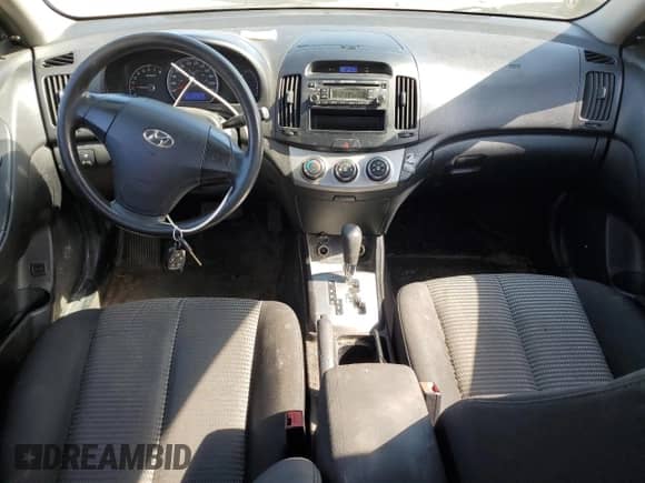 2010 Hyundai Elantra z VIN KMHDT4BD6AU192868, wystawiony jako Copart lot #69918074 z przebiegiem 203 317 mil mil oraz Nie do naprawy • Non repairable. Historia ofert i sprzedaży dostępna na DreamBid. Obrazek 8.