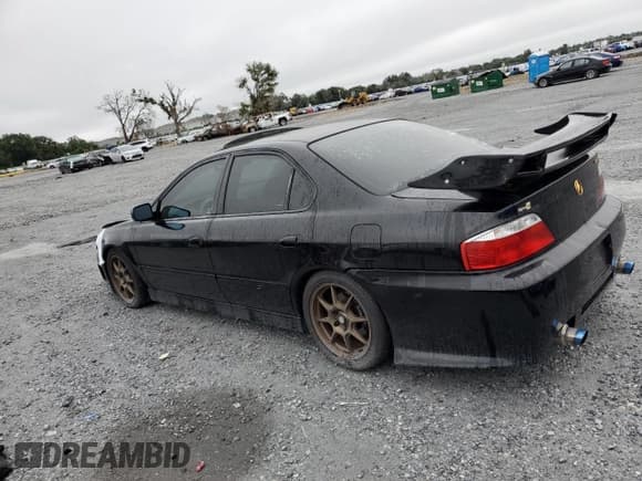 ✅ 2002 Acura TL Type S • VIN: 19UUA56952A043202 • Lot: 80269025. Listed on Copart with 204,029 mi. Free auction sales archive from the USA and detailed vehicle history report at DreamBid. Image 2.