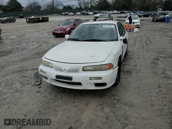 ✅ 1997 Mitsubishi Galant ES • VIN: 4A3AJ56G7VE098390 • Lot: 84152984. Wystawiony na Copart z przebiegiem 177 759 mil. Bezpłatny archiwum sprzedaży aukcyjnych z USA i szczegółowy raport historii pojazdu na DreamBid. Zdjęcie 10.