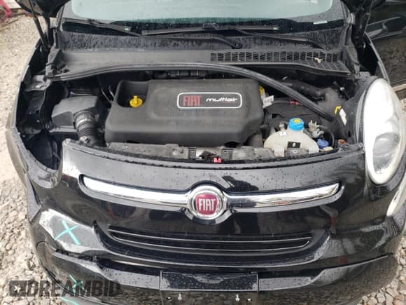 ✅ 2014 FIAT 500L Lounge • VIN: ZFBCFACH0EZ013324 • Lot: 75293764. Listed on Copart with 73,597 mi. Free auction sales archive from the USA and detailed vehicle history report at DreamBid. Image 11.