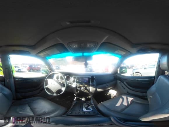 ✅ 2005 Toyota 4Runner Limited • VIN: JTEZU17R858040188 • Лот: 43660606. Опубликован ранее на IAAI с пробегом 228 193 миль. Бесплатный доступ к архиву аукционных продаж из США и подробный отчёт об истории автомобиля на DreamBid. Изображение 18.