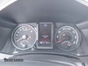 ✅ 2020 Toyota Tacoma SR • VIN: 3TYRX5GN5LT001300 • Лот: 43374344. Опубликован ранее на IAAI с пробегом 89 457 миль. Бесплатный доступ к архиву аукционных продаж из США и подробный отчёт об истории автомобиля на DreamBid. Изображение 7.