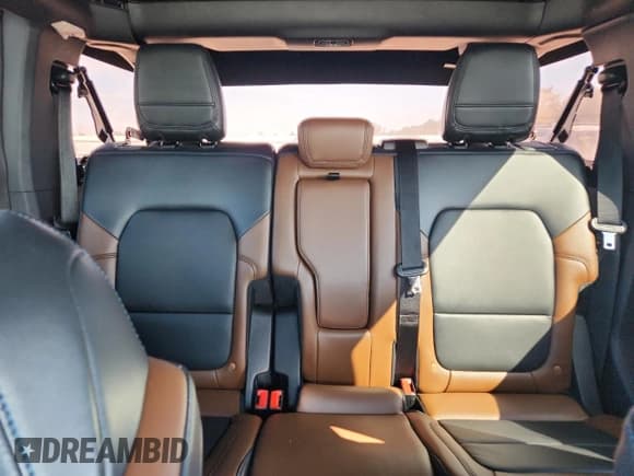 ✅ 2023 Ford Bronco Badlands • VIN: 1FMEE5DPXPLB50441 • Лот: 91847065. Опубликован ранее на Copart с пробегом 48 622 миль. Бесплатный доступ к архиву аукционных продаж из США и подробный отчёт об истории автомобиля на DreamBid. Изображение 10.