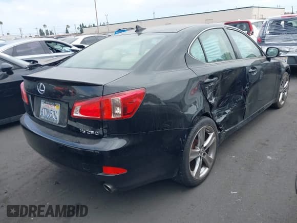 ✅ 2011 Lexus IS 250 • VIN: JTHBF5C2XB5151840 • Lot: 42766227. Wystawiony na IAAI z przebiegiem 67 940 mil. Bezpłatny archiwum sprzedaży aukcyjnych z USA i szczegółowy raport historii pojazdu na DreamBid. Zdjęcie 4.