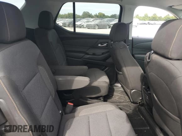 ✅ 2020 Chevrolet Traverse LT Cloth • VIN: 1GNERGKW6LJ266392 • Lot: 80154145. Wystawiony na Copart z przebiegiem 150 319 mil. Bezpłatny archiwum sprzedaży aukcyjnych z USA i szczegółowy raport historii pojazdu na DreamBid. Zdjęcie 11.