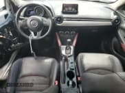 ✅ 2016 Mazda CX-3 Grand Touring • VIN: JM1DKBD76G0105067 • Lot: 64757255. Wystawiony na Copart z przebiegiem 117 057 mil. Bezpłatny archiwum sprzedaży aukcyjnych z USA i szczegółowy raport historii pojazdu na DreamBid. Zdjęcie 8.