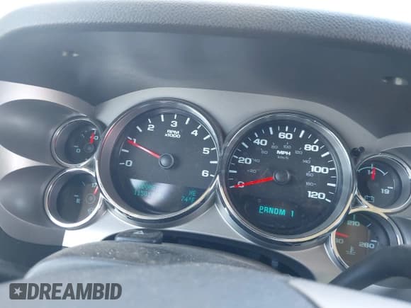 ✅ 2013 Chevrolet Silverado 2500HD LT • VIN: 1GC1KXCG7DF110174 • Lot: 42478466. Listed on IAAI with 115,019 mi. Free auction sales archive from the USA and detailed vehicle history report at DreamBid. Image 7.