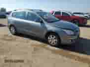 2010 Hyundai Elantra SE z VIN KMHDC8AE4AU055011, wystawiony jako Copart lot #68446085 z przebiegiem 141 861 mil mil oraz Szkoda całkowita • Salvage title. Historia ofert i sprzedaży dostępna na DreamBid. Obrazek 4.