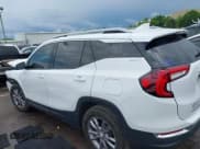 ✅ 2023 GMC Terrain SLT • VIN: 3GKALPEG4PL266410 • Lot: 42130031. Wystawiony na IAAI z przebiegiem 4 203 mil. Bezpłatny archiwum sprzedaży aukcyjnych z USA i szczegółowy raport historii pojazdu na DreamBid. Zdjęcie 14.