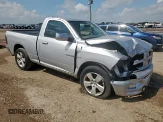 ✅ 2009 Dodge 1500 SLT • VIN: 1D3HB16T09J531038 • Lot: 65023745. Wystawiony na Copart z przebiegiem 125 983 mil. Bezpłatny archiwum sprzedaży aukcyjnych z USA i szczegółowy raport historii pojazdu na DreamBid. Zdjęcie 4.