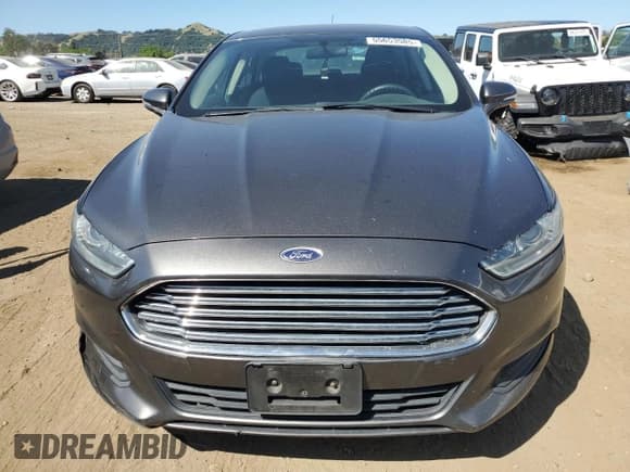 ✅ 2016 Ford Fusion SE • VIN: 3FA6P0H73GR329993 • Lot: 55653585. Listed on Copart with 140,440 mi. Free auction sales archive from the USA and detailed vehicle history report at DreamBid. Image 5.