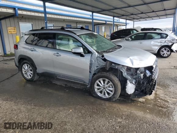 ✅ 2022 Toyota Corolla Cross LE • VIN: 7MUCAAAG7NV036483 • Lot: 92058475. Listed on Copart with 73,521 mi. Free auction sales archive from the USA and detailed vehicle history report at DreamBid. Image 4.