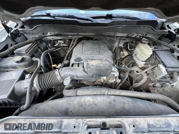 ✅ 2015 Chevrolet Silverado 2500HD Work Truck • VIN: 1GB0CUEG7FZ519530 • Lot: 51100925. Wystawiony na Copart z przebiegiem Nie podano. Bezpłatny archiwum sprzedaży aukcyjnych z USA i szczegółowy raport historii pojazdu na DreamBid. Zdjęcie 7.