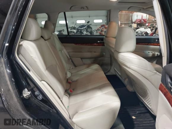 ✅ 2012 Subaru Outback Limited • VIN: 4S4BRBKC5C3263021 • Lot: 42474015. Listed on IAAI with 170,759 mi. Free auction sales archive from the USA and detailed vehicle history report at DreamBid. Image 8.