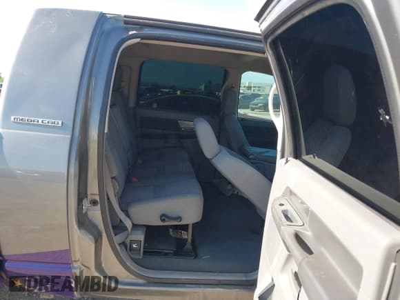 ✅ 2007 Dodge 2500 SLT • VIN: 3D7KS29C57G755037 • Лот: 42804914. Опубликован ранее на IAAI с пробегом Не указан. Бесплатный доступ к архиву аукционных продаж из США и подробный отчёт об истории автомобиля на DreamBid. Изображение 8.