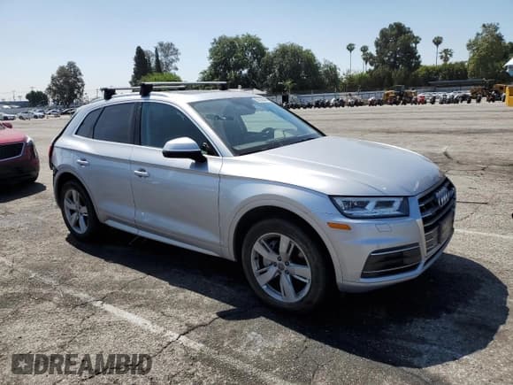 ✅ 2018 Audi Q5 Premium Plus • VIN: WA1BNAFY1J2010307 • Lot: 59329545. Listed on Copart with 76,610 mi. Free auction sales archive from the USA and detailed vehicle history report at DreamBid. Image 4.