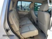 ✅ 2007 Mercury Mountaineer • VIN: 4M2EU47E27UJ17529 • Lot: 73377144. Wystawiony na Copart z przebiegiem 182 423 mil. Bezpłatny archiwum sprzedaży aukcyjnych z USA i szczegółowy raport historii pojazdu na DreamBid. Zdjęcie 11.