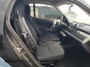 ✅ 2013 Smart fortwo Pure • VIN: WMEEJ3BA9DK627916 • Lot: 73515584. Wystawiony na Copart z przebiegiem Nie podano. Bezpłatny archiwum sprzedaży aukcyjnych z USA i szczegółowy raport historii pojazdu na DreamBid. Zdjęcie 10.