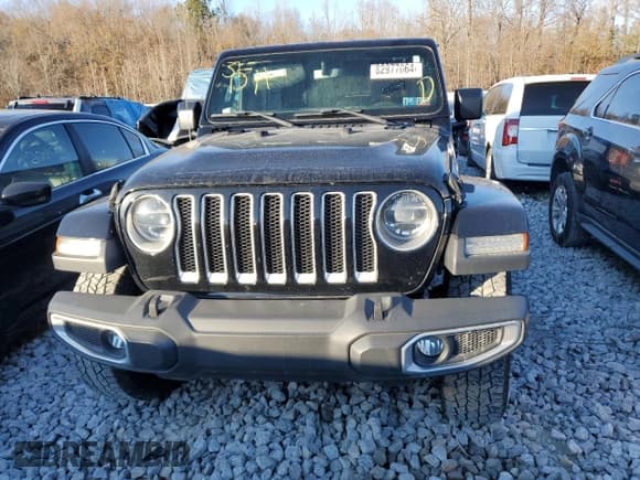 ✅ 2018 Jeep Wrangler Unlimited Sahara • VIN: 1C4HJXEGXJW113144 • Lot: 82977064. Listed on Copart with Not provided. Free auction sales archive from the USA and detailed vehicle history report at DreamBid. Image 5.