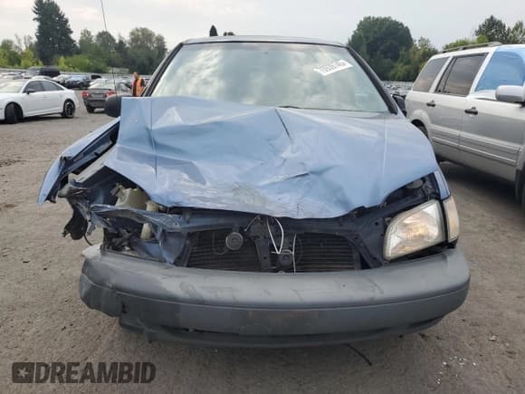 ✅ 2000 Toyota Sienna CE • VIN: 4T3ZF19C4YU199246 • Lot: 70939745. Wystawiony na Copart z przebiegiem 166 317 mil. Bezpłatny archiwum sprzedaży aukcyjnych z USA i szczegółowy raport historii pojazdu na DreamBid. Zdjęcie 5.