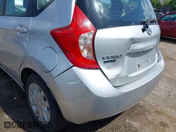✅ 2015 Nissan Note S • VIN: 3N1CE2CP3FL412723 • Лот: 42553002. Опубликован ранее на IAAI с пробегом 91 873 миль. Бесплатный доступ к архиву аукционных продаж из США и подробный отчёт об истории автомобиля на DreamBid. Изображение 6.