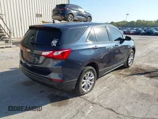 ✅ 2019 Chevrolet Equinox LS • VIN: 3GNAXHEV1KL232266 • Lot: 43332160. Wystawiony na IAAI z przebiegiem 49 801 mil. Bezpłatny archiwum sprzedaży aukcyjnych z USA i szczegółowy raport historii pojazdu na DreamBid. Zdjęcie 4.