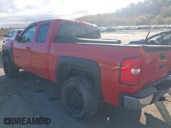 ✅ 2007 Chevrolet Silverado 1500 1LT • VIN: 1GCEK19J27Z595571 • Lot: 43528824. Wystawiony na IAAI z przebiegiem 79 524 mil. Bezpłatny archiwum sprzedaży aukcyjnych z USA i szczegółowy raport historii pojazdu na DreamBid. Zdjęcie 3.