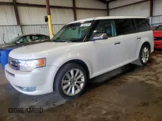 ✅ 2011 Ford Flex Limited • VIN: 2FMHK6DT9BBD05451 • Lot: 70534705. Wystawiony na Copart z przebiegiem 121 967 mil. Bezpłatny archiwum sprzedaży aukcyjnych z USA i szczegółowy raport historii pojazdu na DreamBid. Zdjęcie 1.