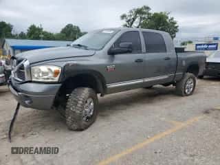 2007 Dodge 3500 Laramie z VIN 3D7MX39A47G781885, wystawiony jako Copart lot #57510764 z przebiegiem 192 720 mil mil oraz Szkoda całkowita • Salvage title. Historia ofert i sprzedaży dostępna na DreamBid. Obrazek 1.