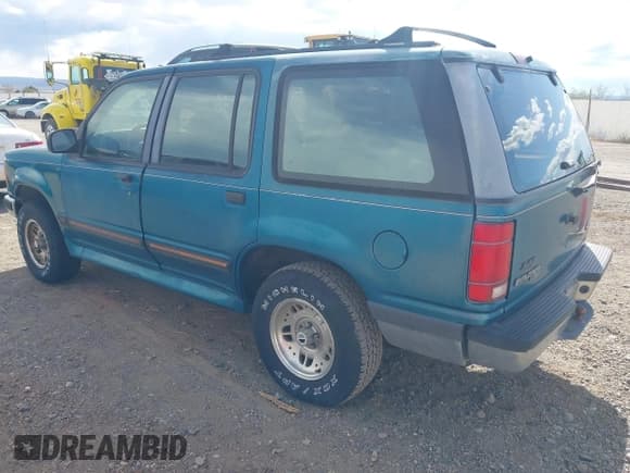 ✅ 1994 Ford Explorer Eddie Bauer • VIN: 1FMDU34X7RUE48025 • Lot: 42145717. Wystawiony na IAAI z przebiegiem 171 618 mil. Bezpłatny archiwum sprzedaży aukcyjnych z USA i szczegółowy raport historii pojazdu na DreamBid. Zdjęcie 3.