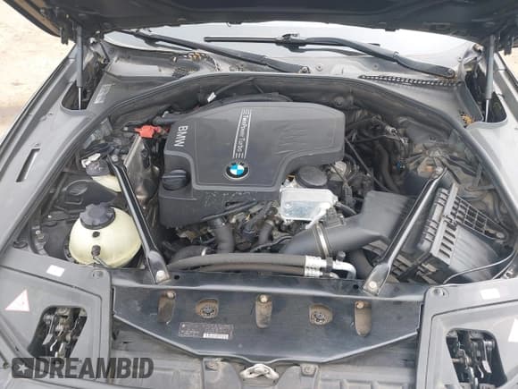 ✅ 2014 BMW 5 Series 528i xDrive • VIN: WBA5A7C51ED615091 • Лот: 42469450. Опубликован ранее на IAAI с пробегом 94 862 миль. Бесплатный доступ к архиву аукционных продаж из США и подробный отчёт об истории автомобиля на DreamBid. Изображение 10.