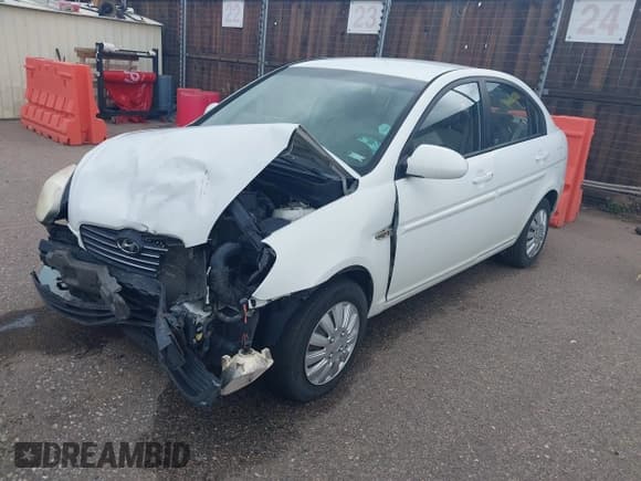 ✅ 2007 Hyundai Accent GLS • VIN: KMHCN46C37U139349 • Лот: 42532274. Опубликован ранее на IAAI с пробегом Не указан. Бесплатный доступ к архиву аукционных продаж из США и подробный отчёт об истории автомобиля на DreamBid. Изображение 2.