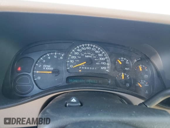 ✅ 2006 Chevrolet Silverado 1500 LS • VIN: 2GCEC19T261158725 • Lot: 91532325. Wystawiony na Copart z przebiegiem 184 662 mil. Bezpłatny archiwum sprzedaży aukcyjnych z USA i szczegółowy raport historii pojazdu na DreamBid. Zdjęcie 9.