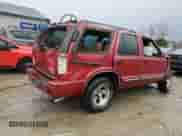 2000 Chevrolet Blazer LS с VIN 1GNCS13W5Y2155227, выставлен на аукционе Copart как лот 43950875 с пробегом 153 365 миль миль и На запчасти • Non repairable. История ставок и продаж доступна на DreamBid. Изображение 3.