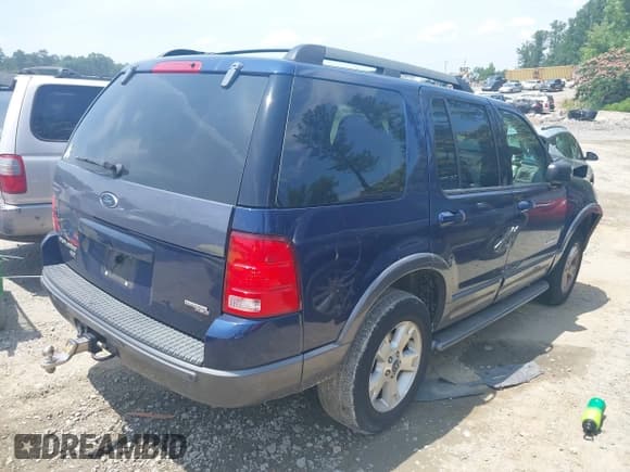 ✅ 2005 Ford Explorer XLT • VIN: 1FMZU63K85UB39302 • Lot: 42480621. Listed on IAAI with 171,064 mi. Free auction sales archive from the USA and detailed vehicle history report at DreamBid. Image 4.