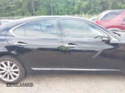 ✅ 2010 Lexus LS 460 • VIN: JTHCL5EFXA5008723 • Лот: 42635747. Опубликован ранее на IAAI с пробегом 156 030 миль. Бесплатный доступ к архиву аукционных продаж из США и подробный отчёт об истории автомобиля на DreamBid. Изображение 13.