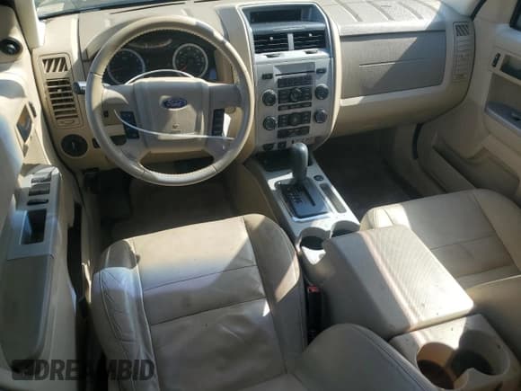 ✅ 2012 Ford Escape XLT • VIN: 1FMCU9DG4CKB99555 • Лот: 57026445. Опубликован ранее на Copart с пробегом 179 213 миль. Бесплатный доступ к архиву аукционных продаж из США и подробный отчёт об истории автомобиля на DreamBid. Изображение 8.