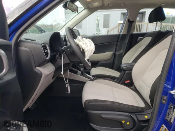 ✅ 2024 Hyundai Venue SEL • VIN: KMHRC8A38RU322425 • Lot: 47397215. Listed on Copart with 13,929 mi. Free auction sales archive from the USA and detailed vehicle history report at DreamBid. Image 7.